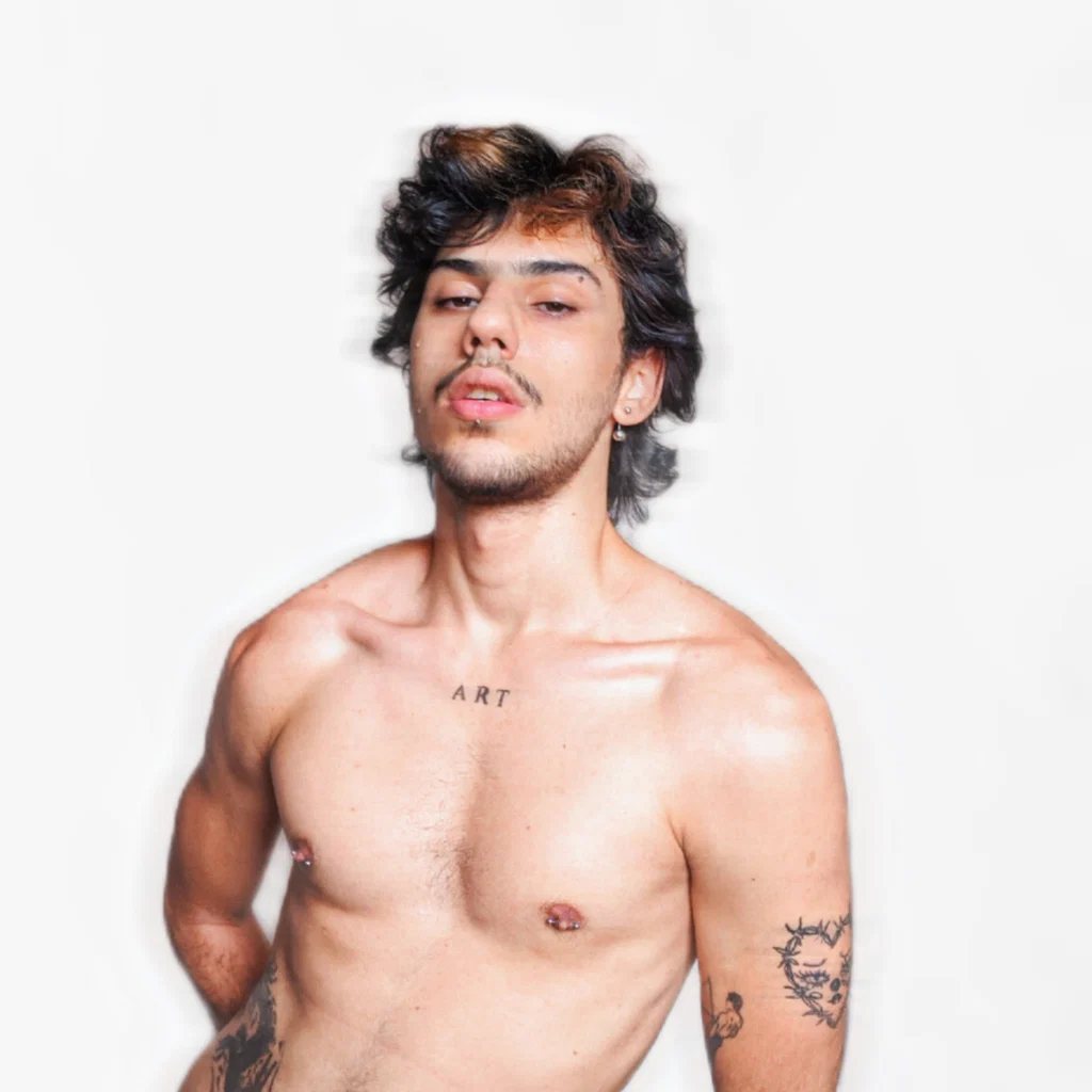 Chris 🌹's avatar