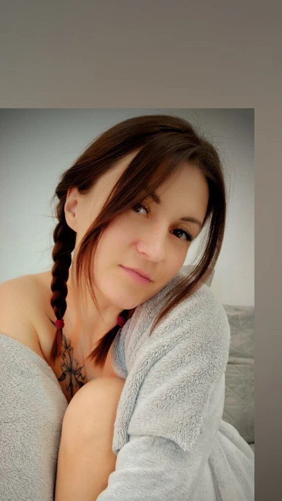 Veronika_'s avatar