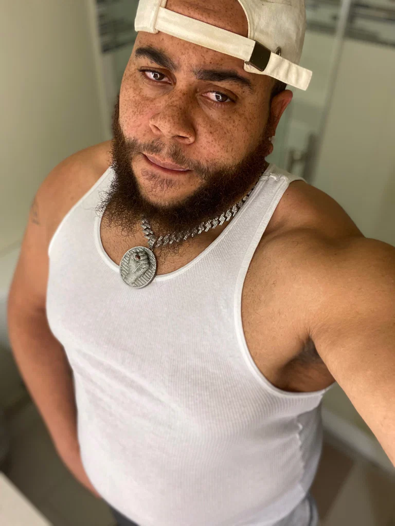 Dominixan🇩🇴Papi