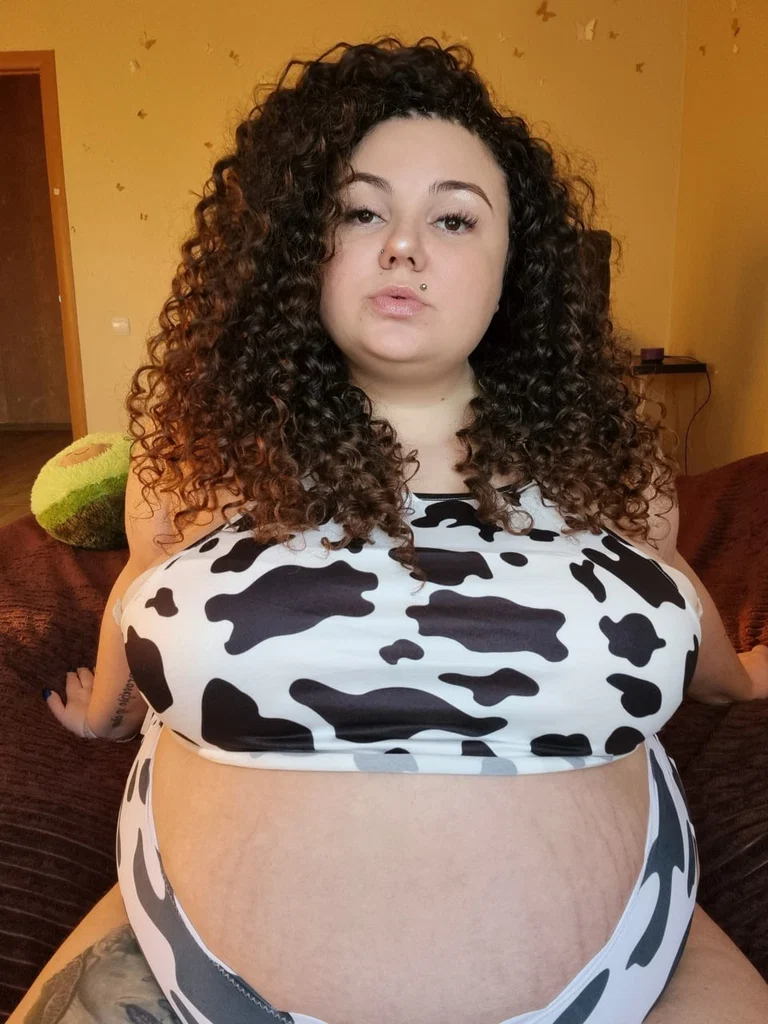 Alicemarsbbw_free's avatar