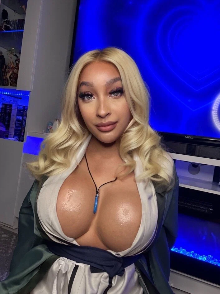 𝑮𝑶𝑫𝑫𝑬𝑺𝑺 𝑽 💋's avatar