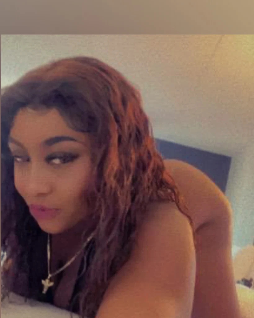 𝔽𝕖𝕥𝕚𝕤𝕙𝕙_ℙ𝕝𝕒𝕪ℍ𝕠𝕦𝕤𝕖𝕖🤪🍑👣💦