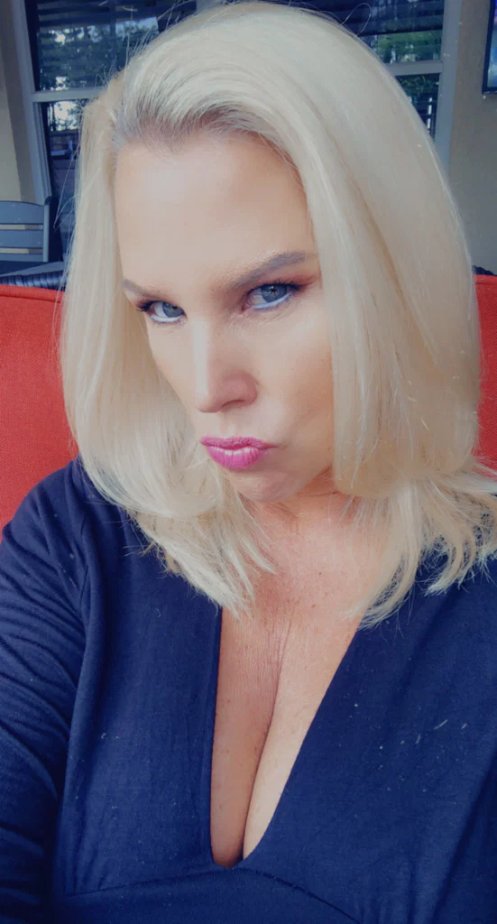 Jenny Jizz's avatar