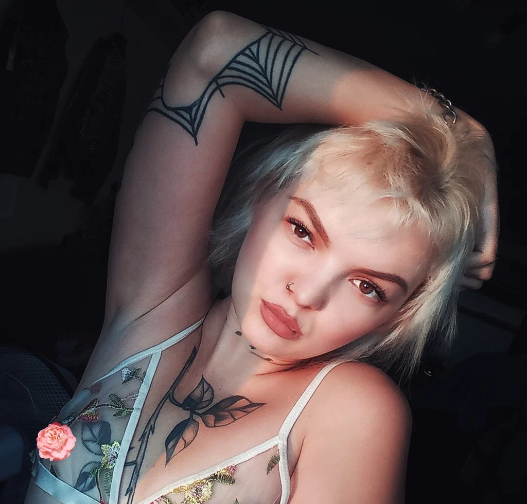 DashaThe Queen Of Nature's avatar