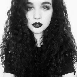 Goddess Raven's avatar