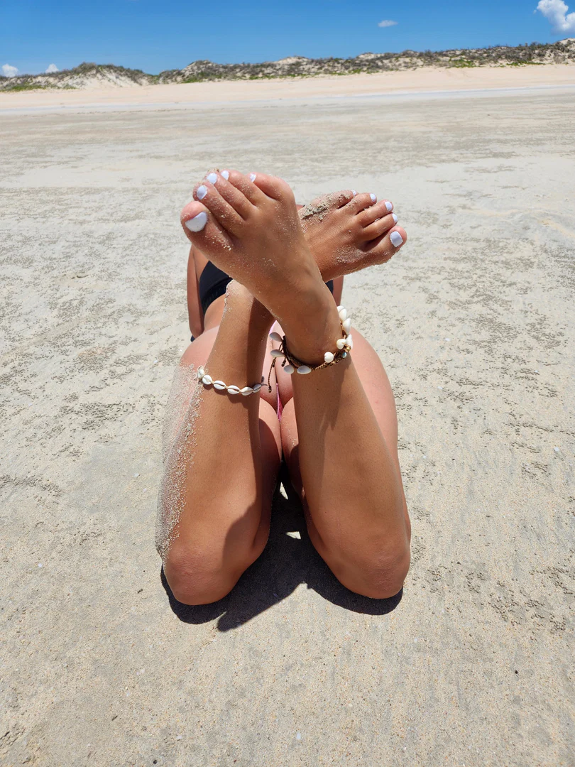 AussieBareFootBabe profile banner