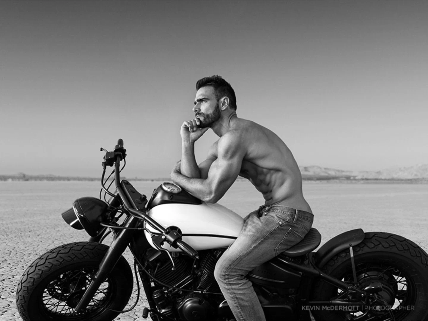 Jess Vill profile banner