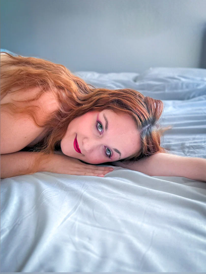 Anastasia Delacour profile banner