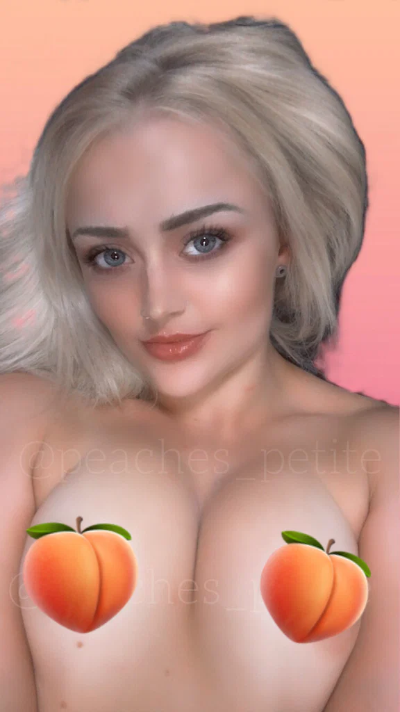 Peaches Petite🍑's avatar