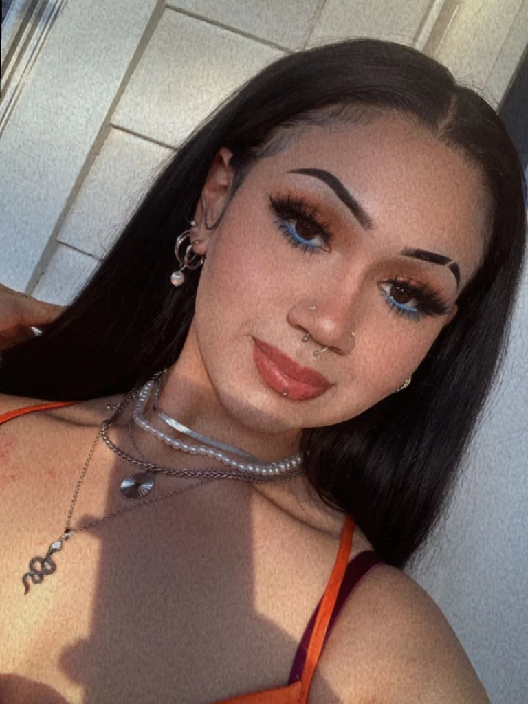 Chiqui$ 🌹's avatar