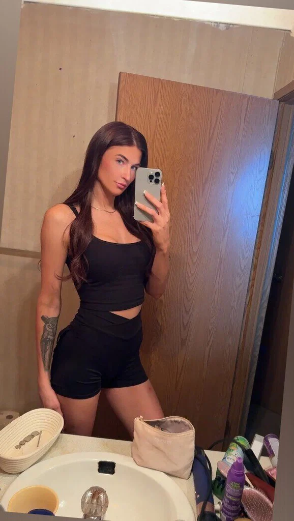 Kloe 🍑's avatar