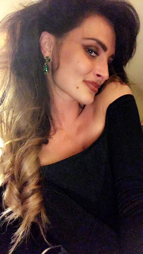 Scarlette Marie's avatar