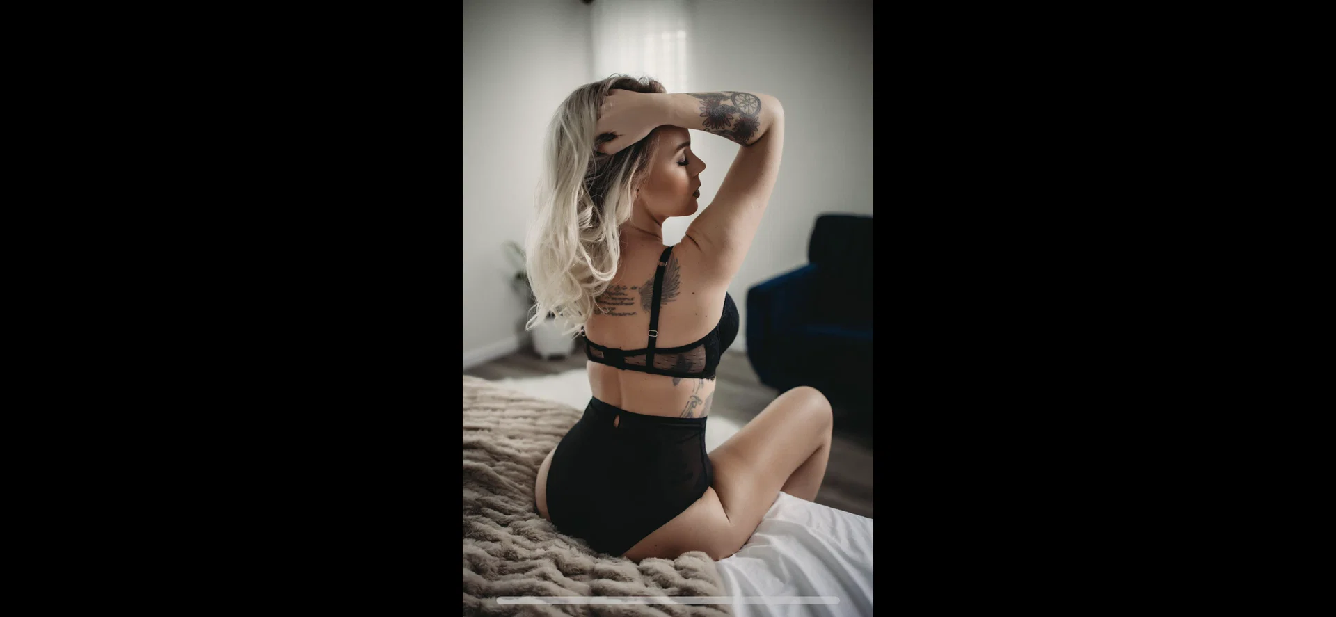 Khi Beth profile banner