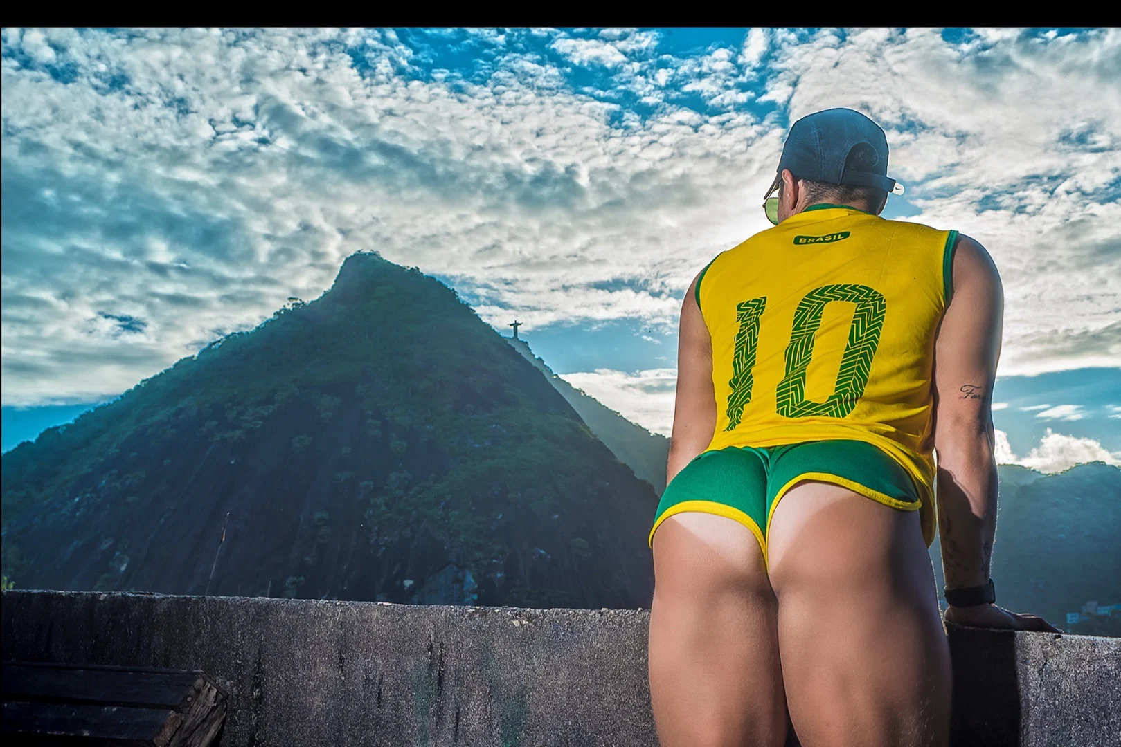 Léo Garcez profile banner