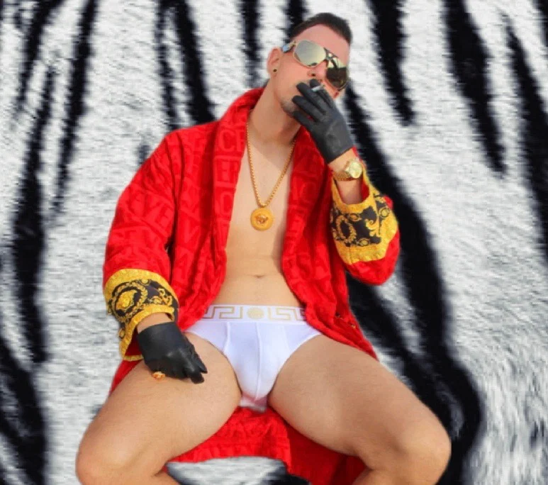 👑 White Tiger 👑's avatar