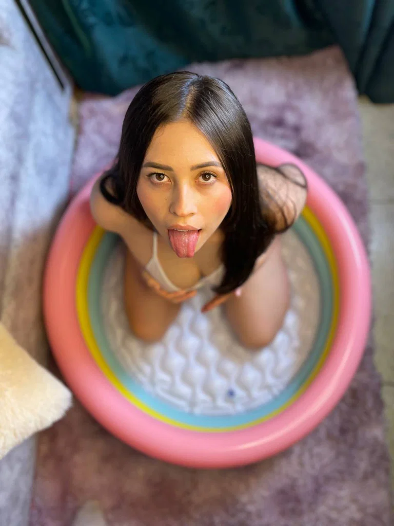 Lauren🍭's avatar
