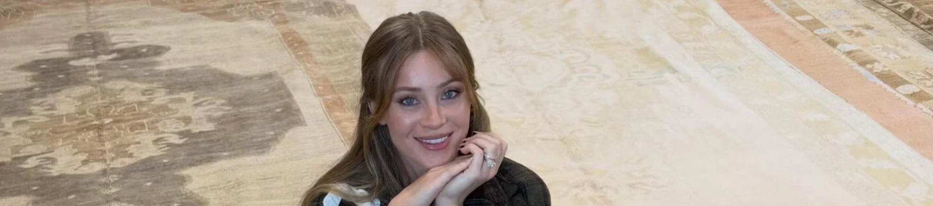 Daisy Keech profile banner