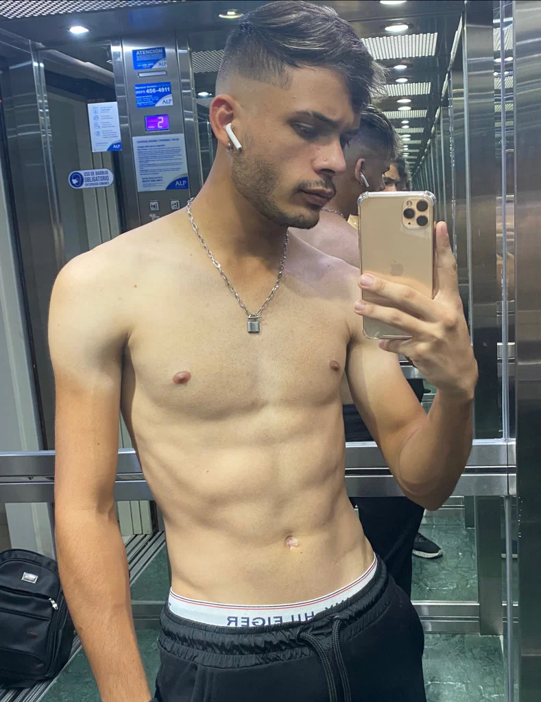 Luis's avatar