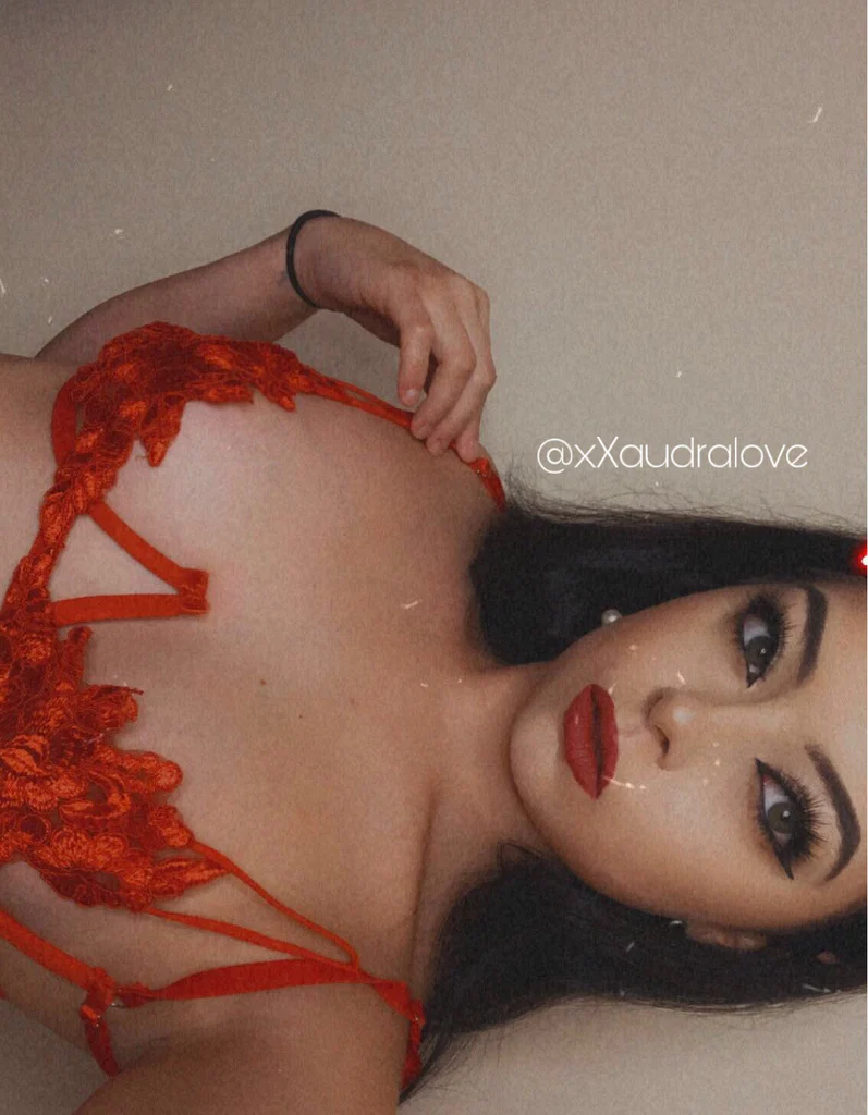 Audra Love's avatar