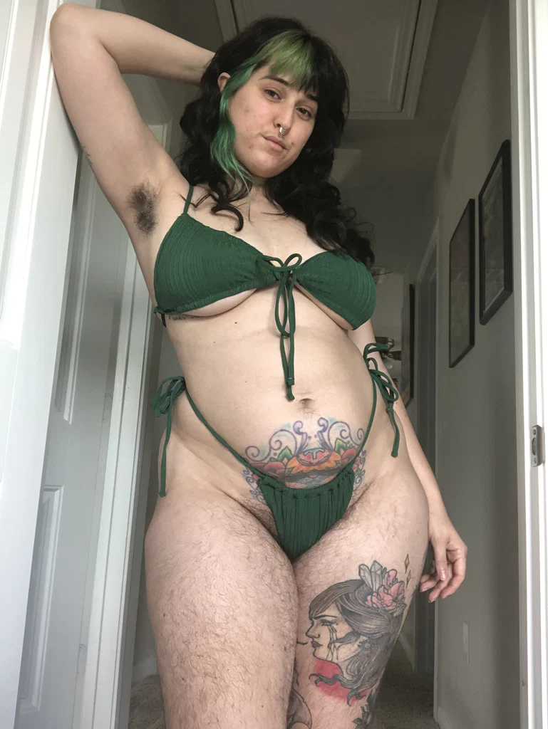 Bella Mae's avatar