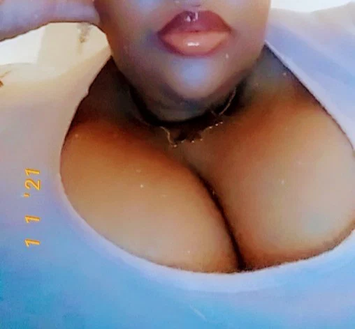 Maya J's avatar