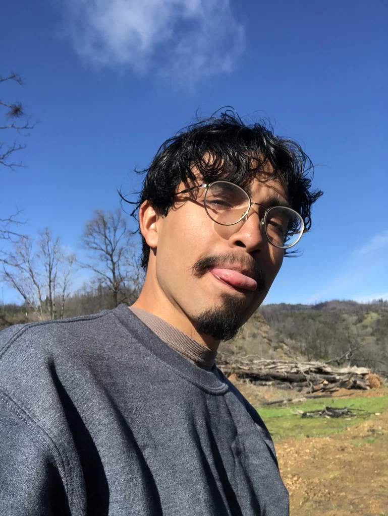 Hot boi Adan's avatar