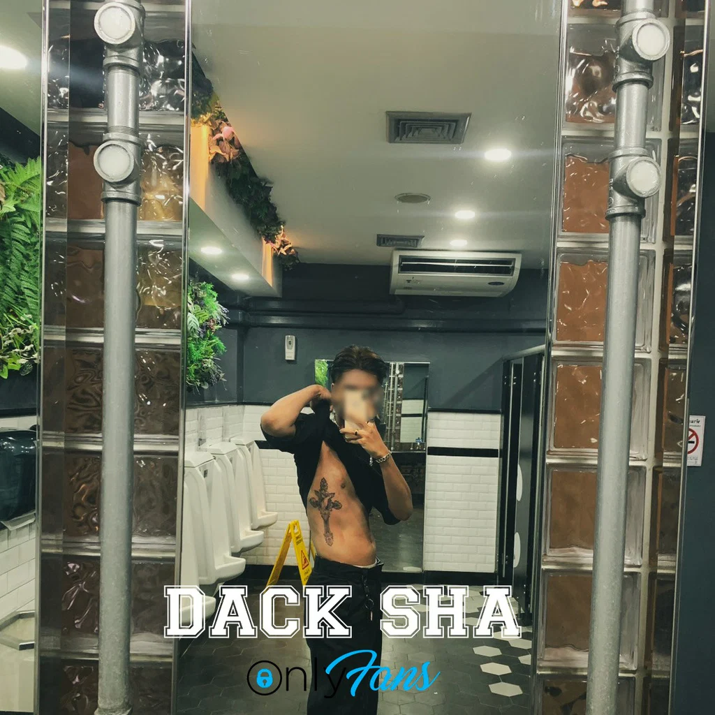 DACK SHA's avatar
