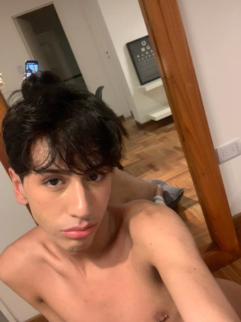 Ezetwinkfree