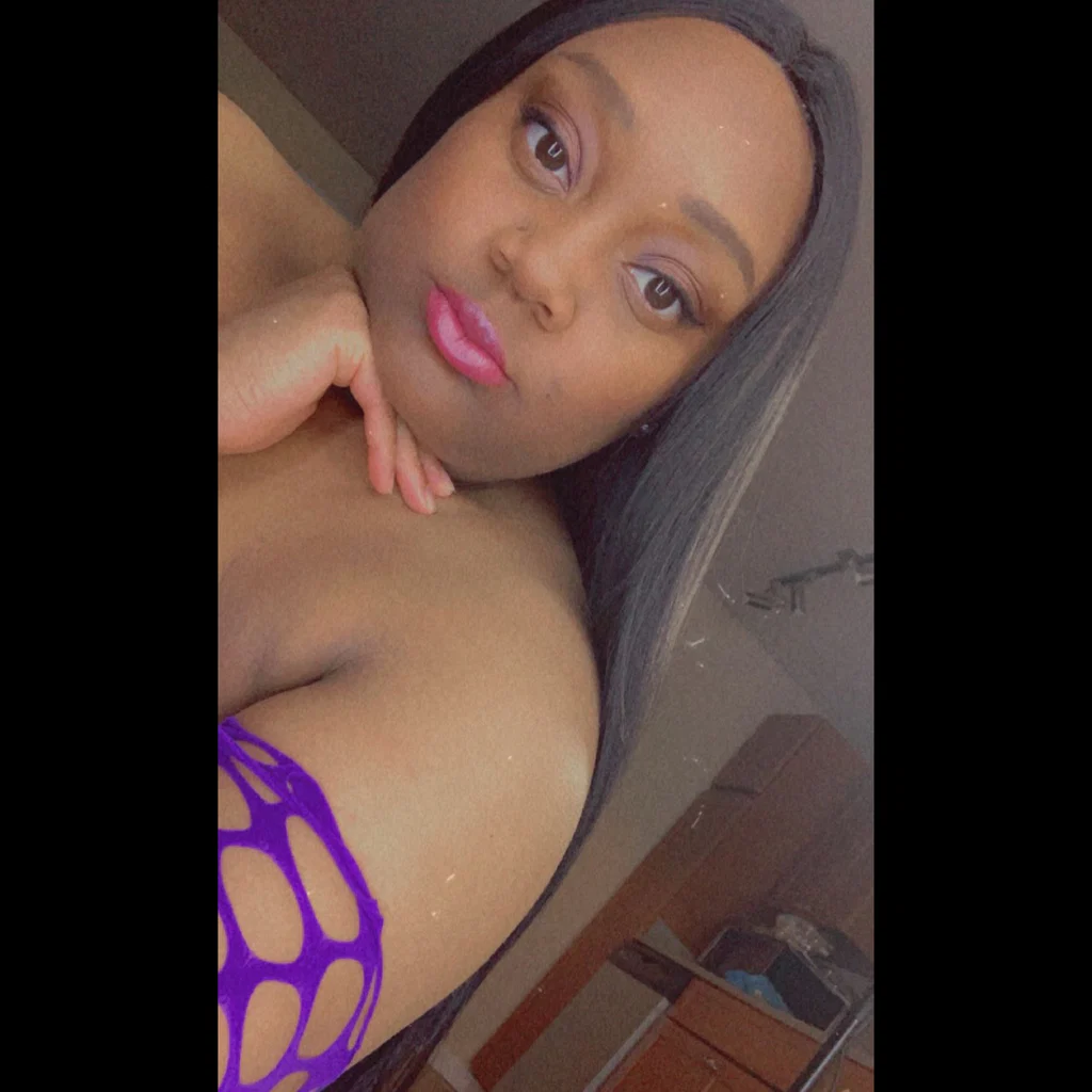 Queenteay's avatar