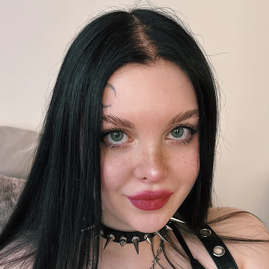 Alexis Lust's avatar