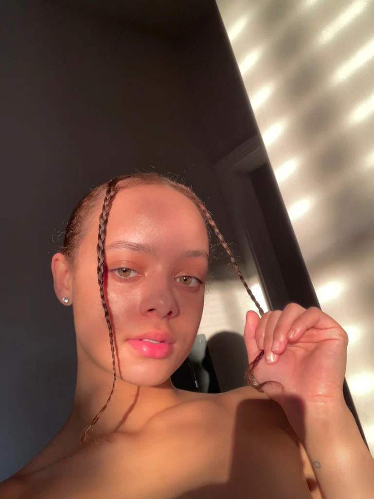 Hailey's avatar