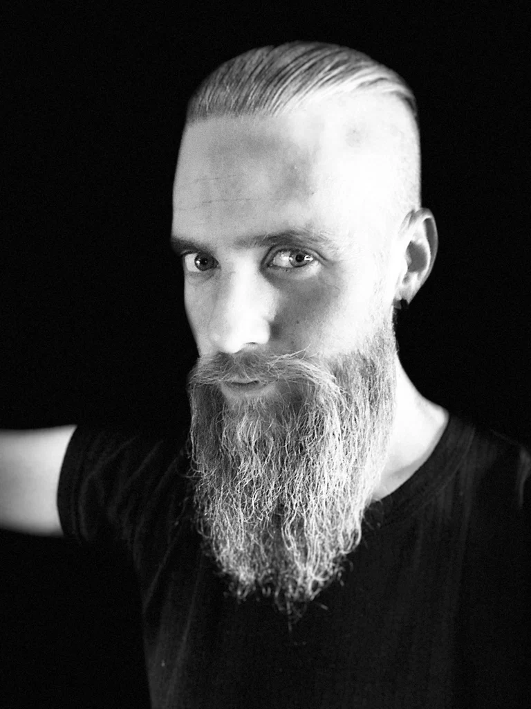 Curiositity's avatar