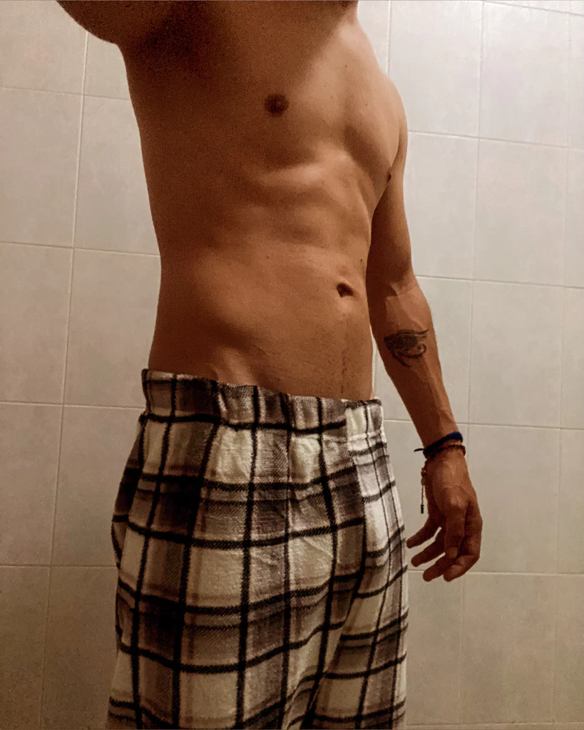 Ricky Martínez ®