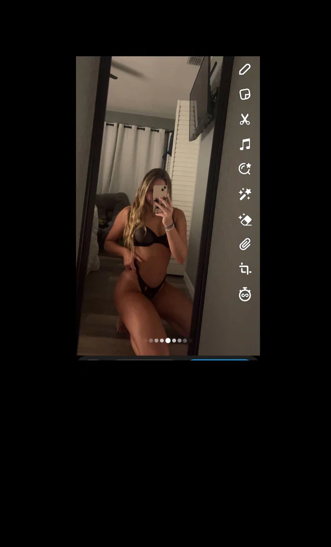 Josie Jo profile banner