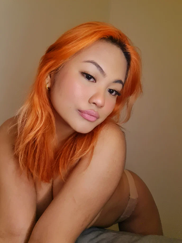 Rose Azua's avatar
