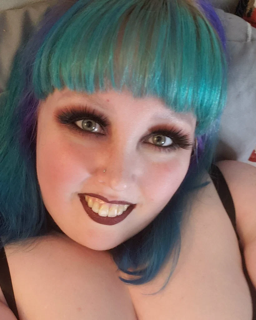 Chestnut Foxx VIP's avatar