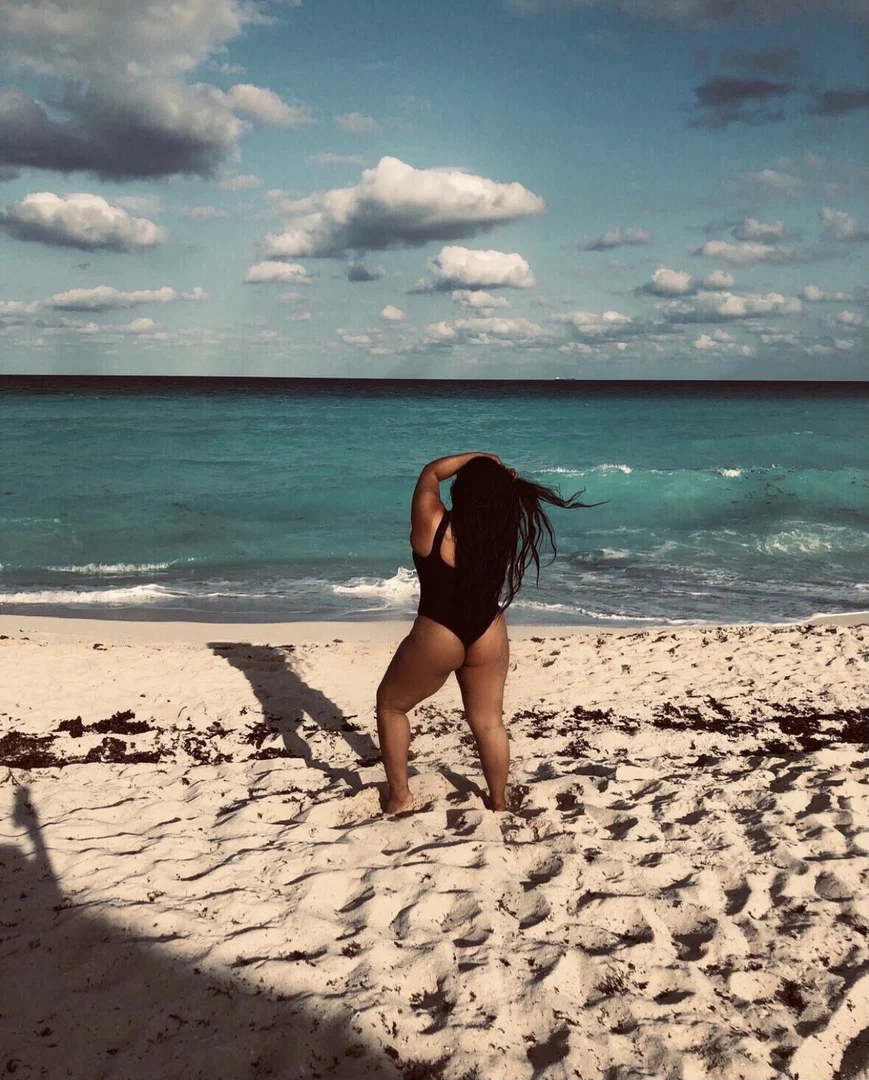 Mía Khalifa Mexicana! 🤓💦🍑 profile banner
