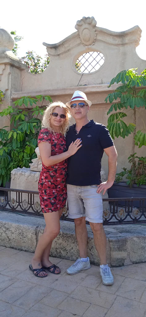 Liberal Couple - Free's avatar