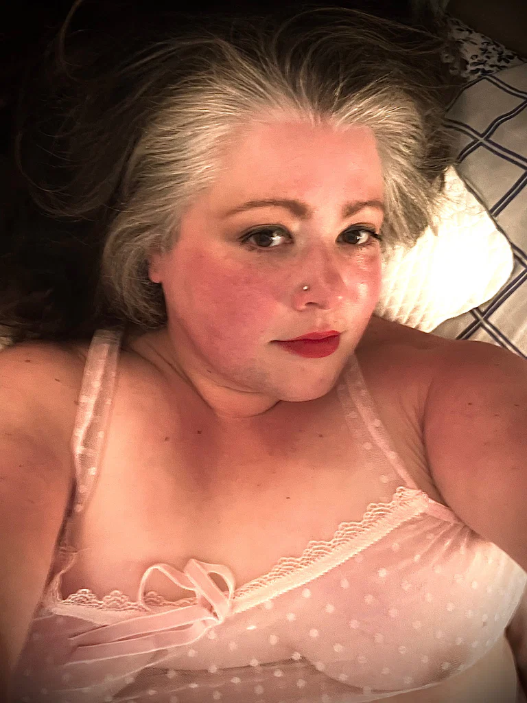 Becca Roe's avatar