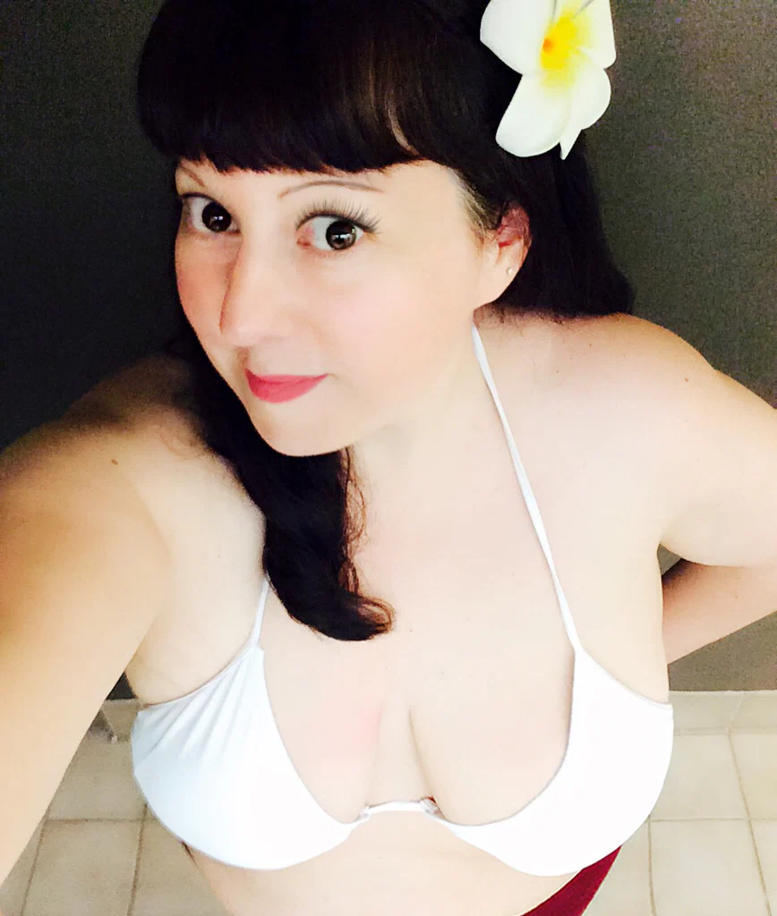 NaughtyNiqie 💋's avatar