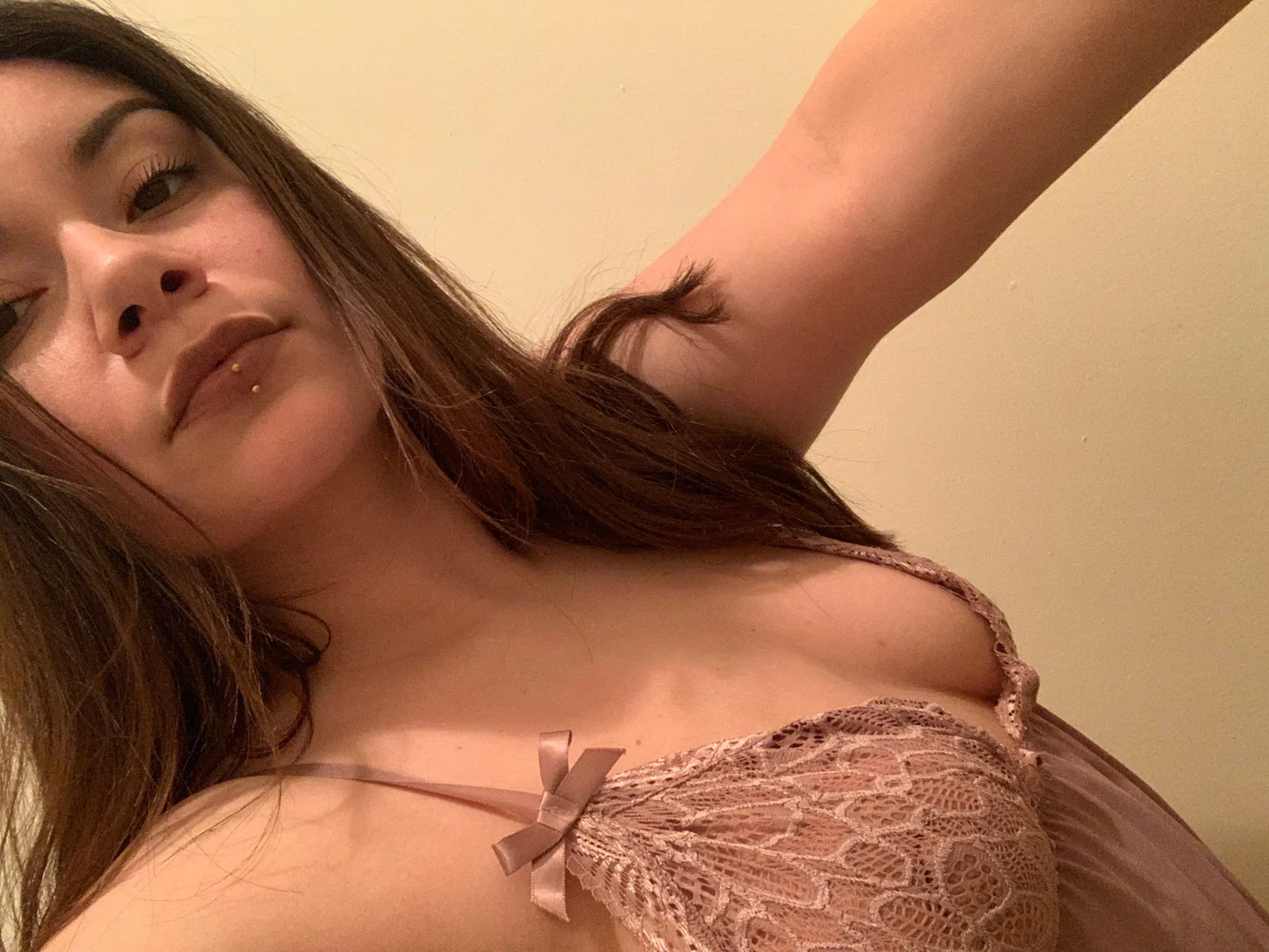 Lucy Ford profile banner
