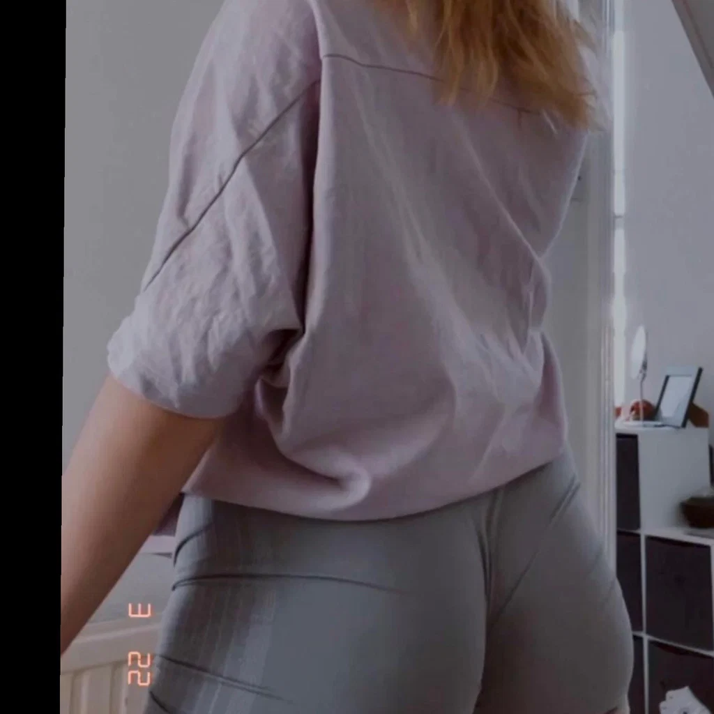 Blonde B's avatar