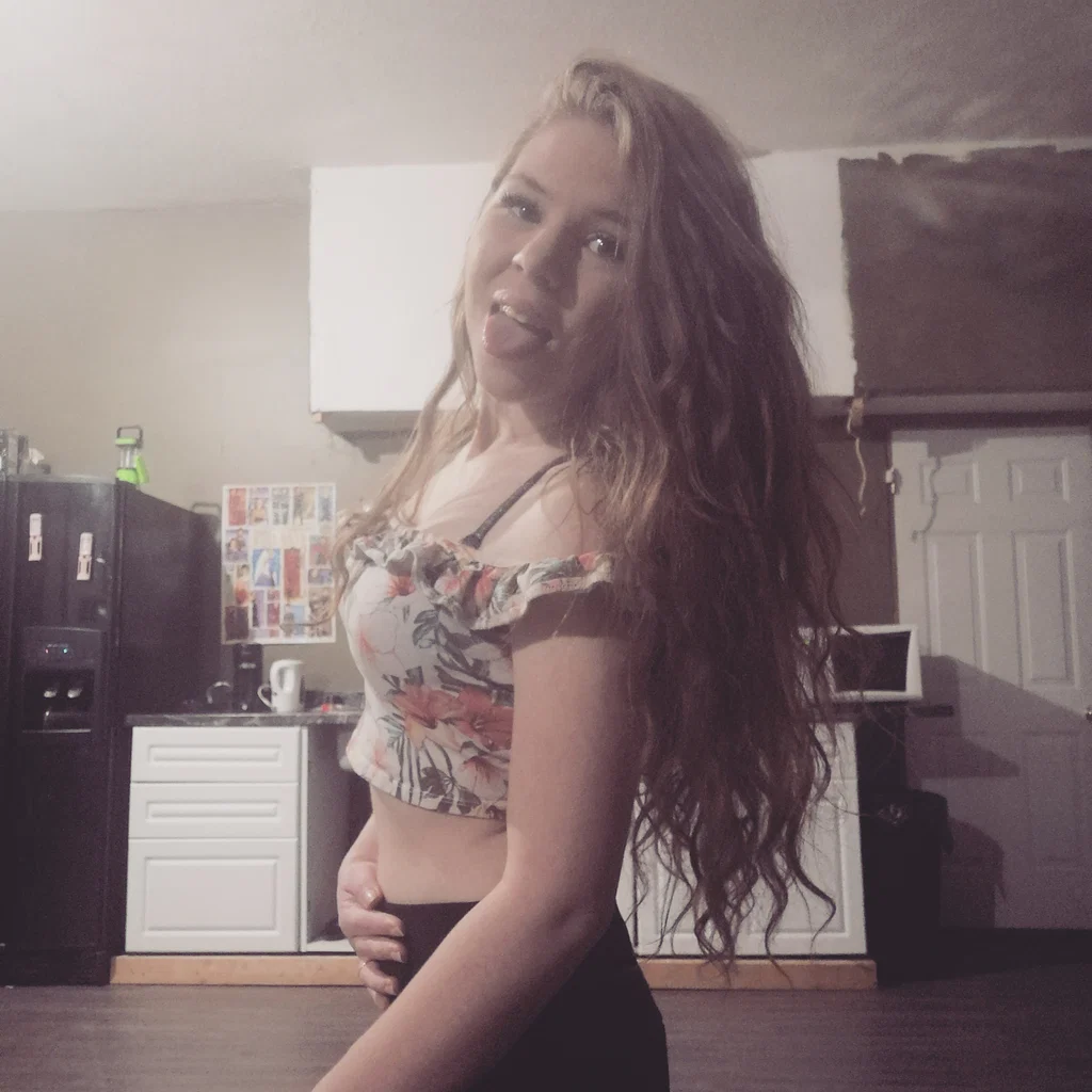 Miss Kay's avatar