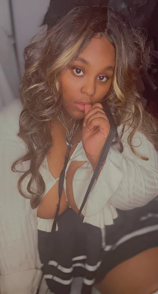BiLoving Beauty's avatar