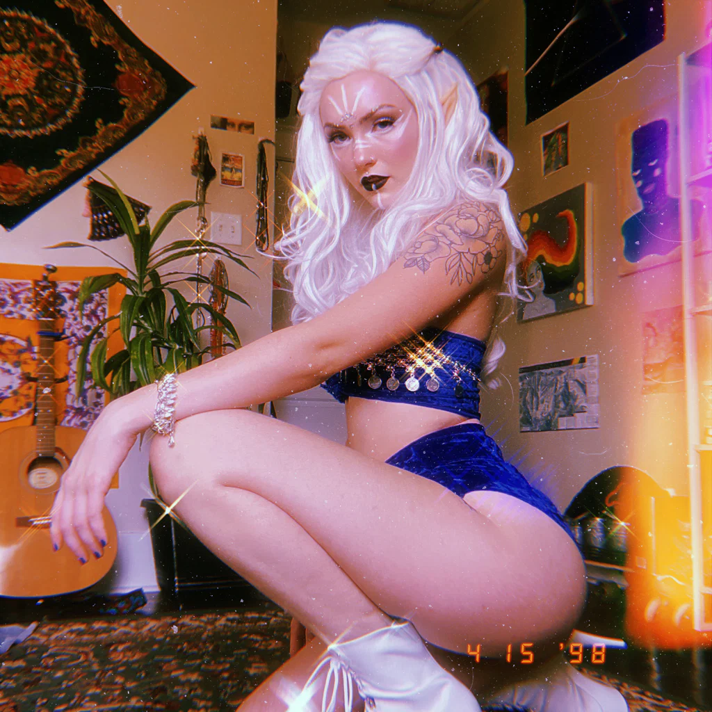 Eve (FREE)'s avatar