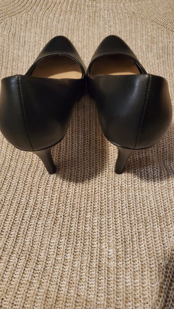 PrettySecretFeet profile banner