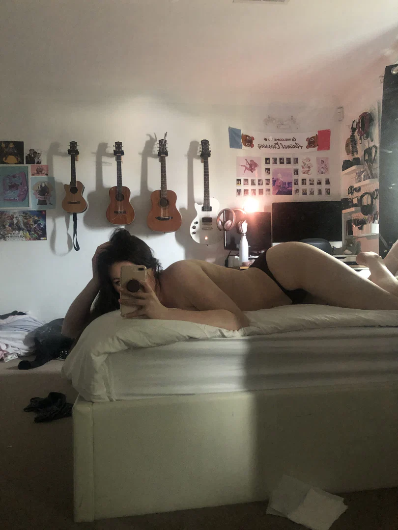 thiccbitxh profile banner