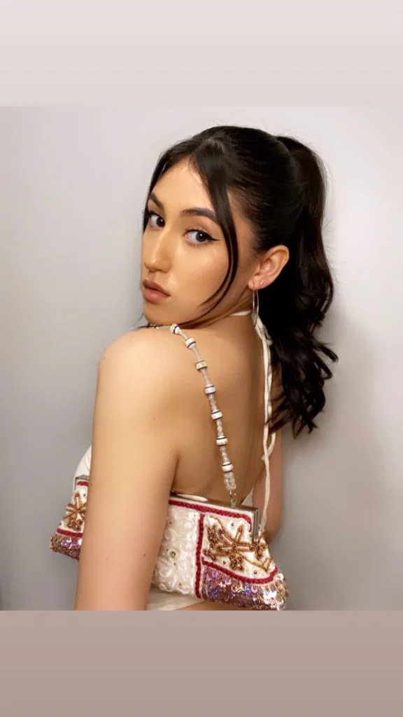 E's avatar