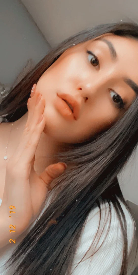 E profile banner