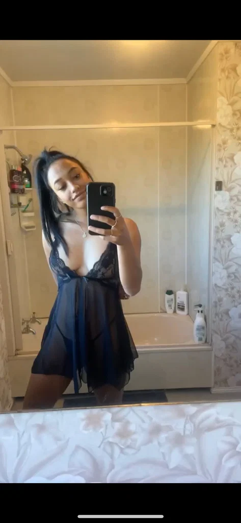 Nina's avatar